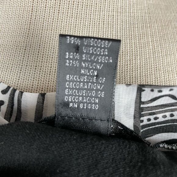 August Silk Sweater Top Size L EUC - Picture 7 of 7